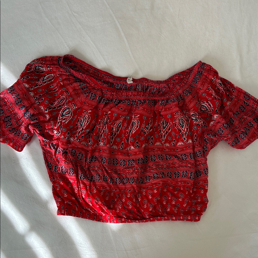 Spell Red Paisley Off-Shoulder Crop Top with black-white  Accents M
